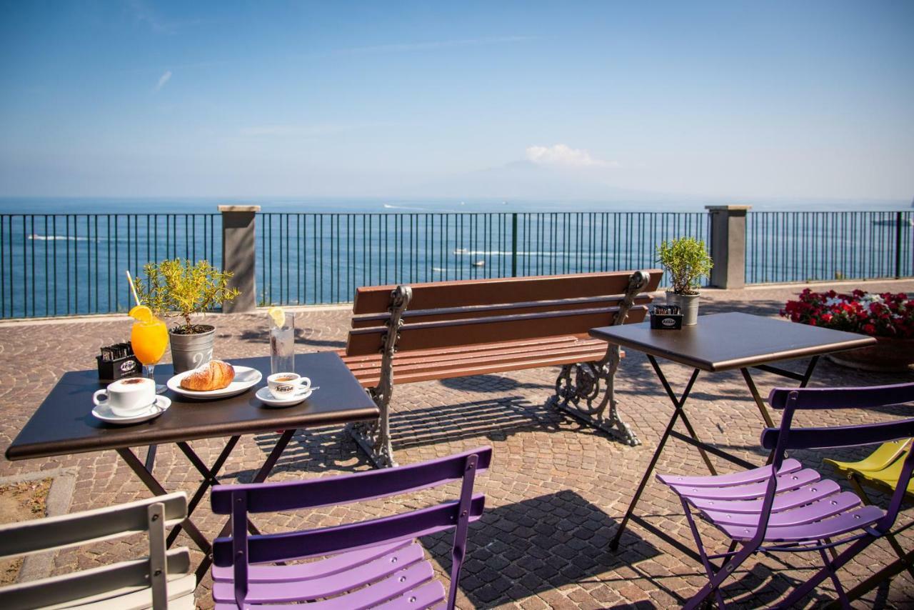 Suite Villa Comunale سورينتو المظهر الخارجي الصورة